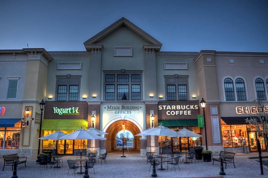 Holiday Inn Express & Suites Toledo South - Perrysburg by IHG