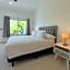 Commercial Zone Studios, Pool, BBQ and Beach 7 Blocks