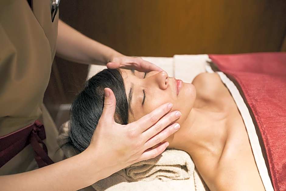 Hospes Palacio De Los Patos, a Member of Design Hotels