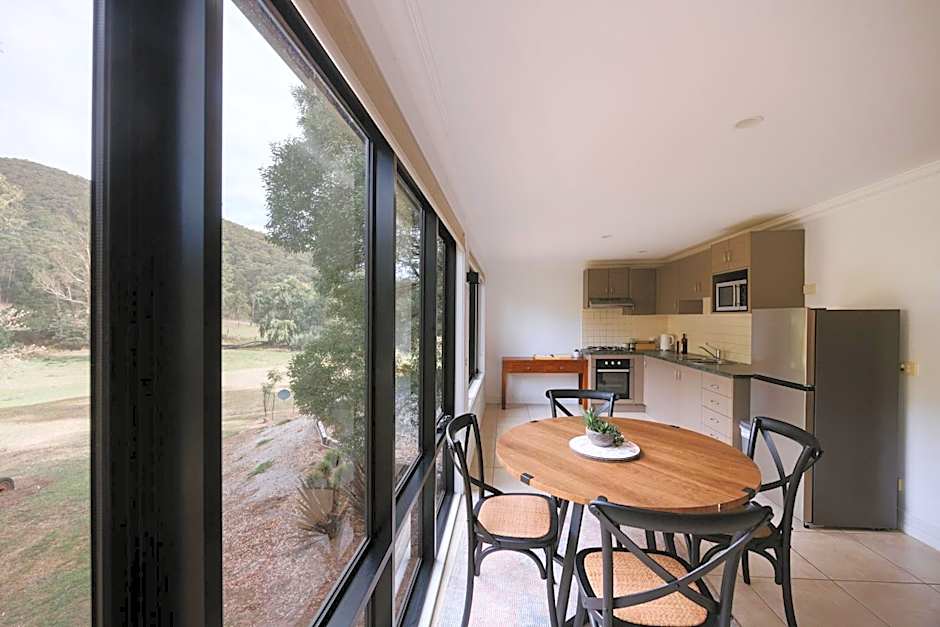 Toorongo Valley Estate