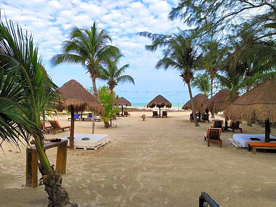 Holbox by Xaloc