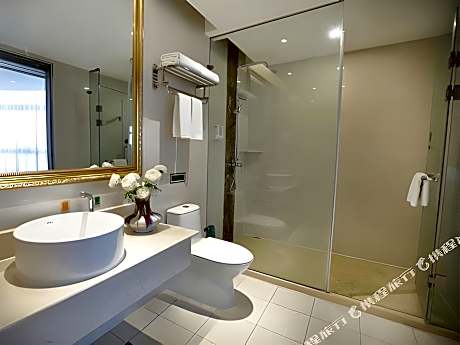 Vienna Hotel (Dangshan Development Zone Guangcai Market Store)