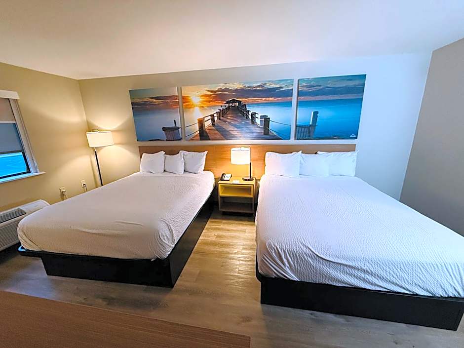 Days Inn & Suites by Wyndham Brinkley