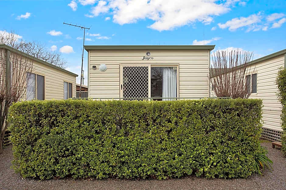 Lake Hamilton Motor Village and Caravan Park