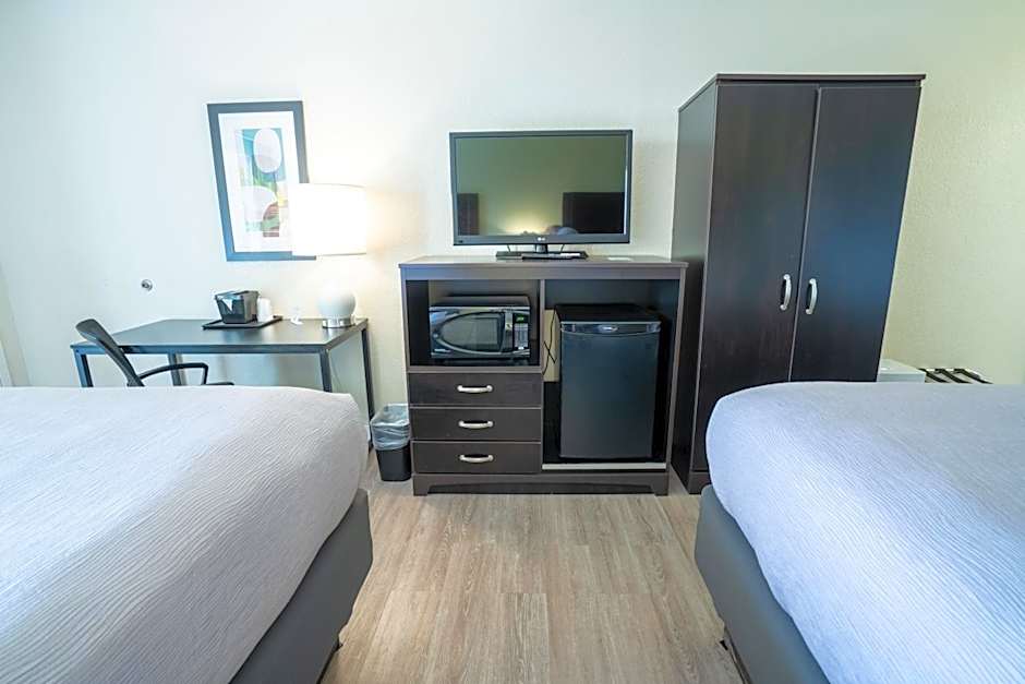 Quality Inn Palm Beach International Airport