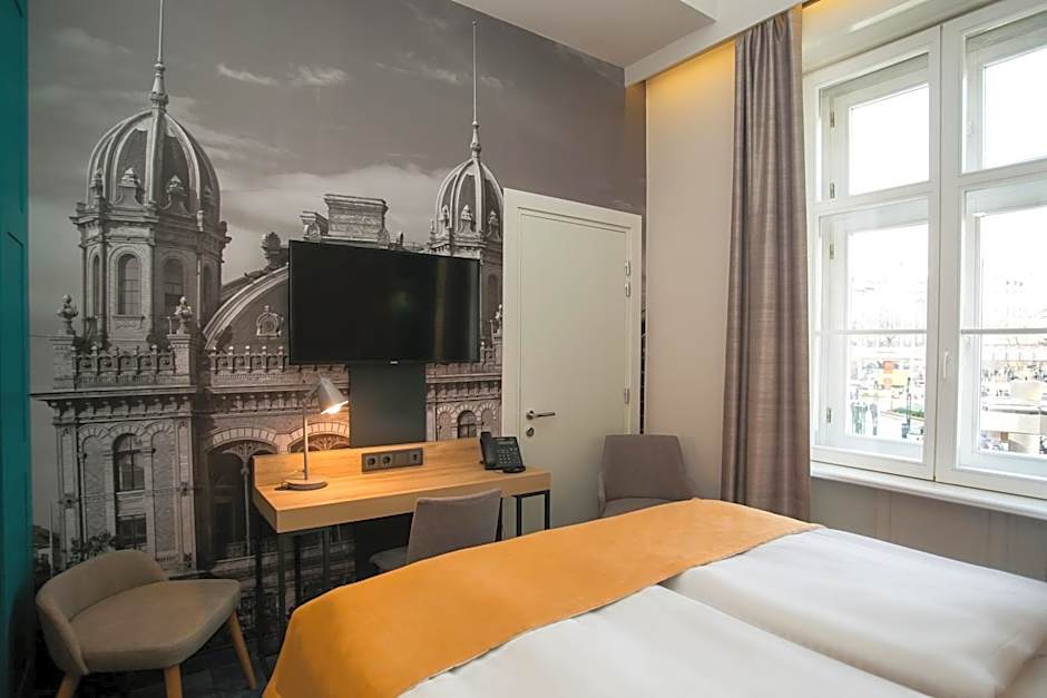T62 Hotel
