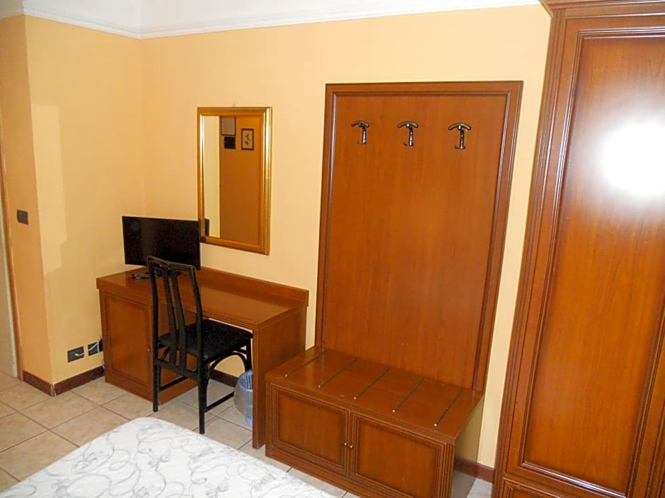 Hotel Salus