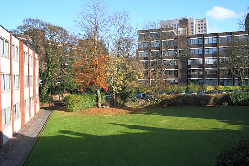 Best Western Plough & Harrow Hotel