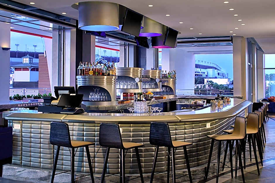 The Daytona, Autograph Collection