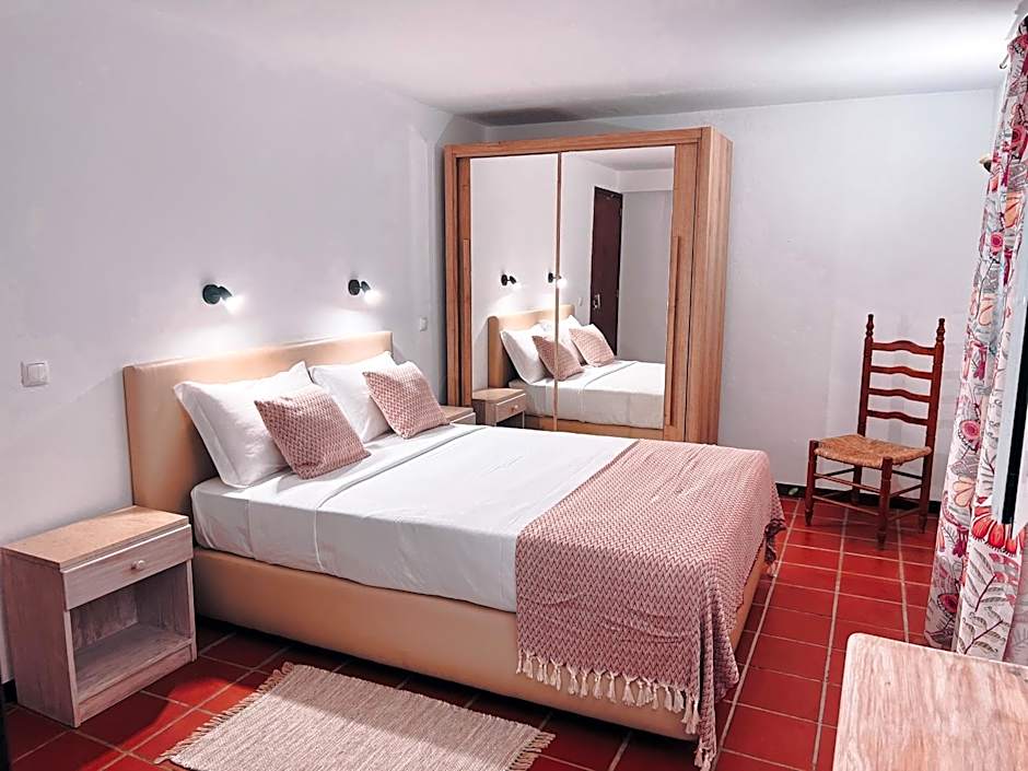 Apartamentos Quinta Mae dos Homens