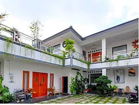 Nexdeco House Homestay Syariah Solo