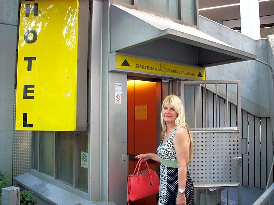 Gästehaus Kaiserpassage- Ihr Cityhostel
