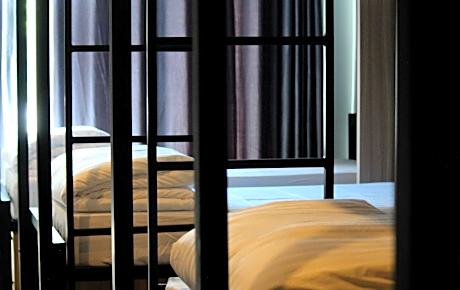 1 Person in 8-Bed Dormitory - Female Only