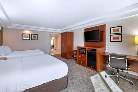 Queen Room - Accessible/Non-Smoking