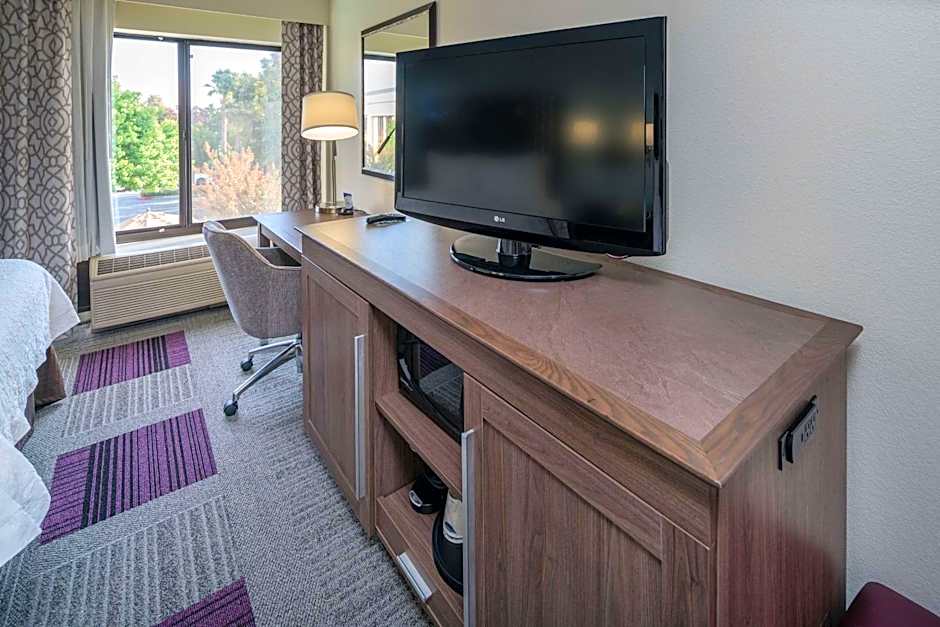 Hampton Inn By Hilton Livermore