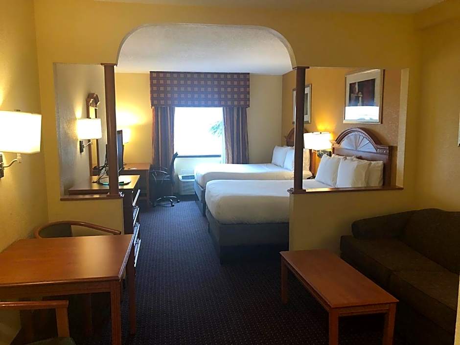 Holiday Inn Express and Suites Fort Lauderdale Airport West By IHG