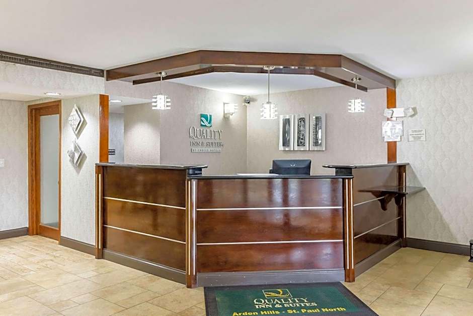 Quality Inn & Suites Arden Hills - Saint Paul North