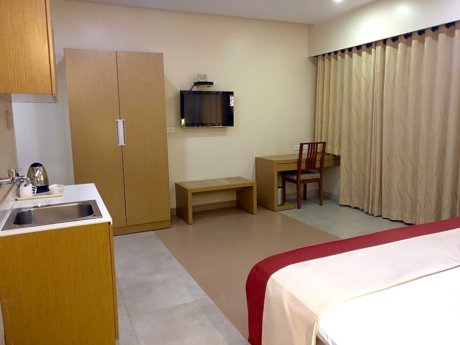 Hotel MB International - PALACE SIDE