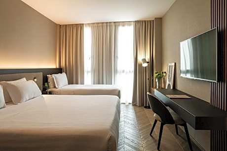 Executive Triple Room