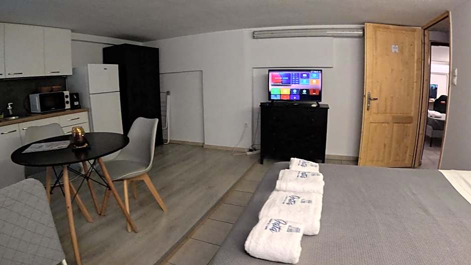 Data Chios Center semi basement