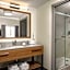 Hampton Inn By Hilton & Suites Moline-Quad City International Airport, Il