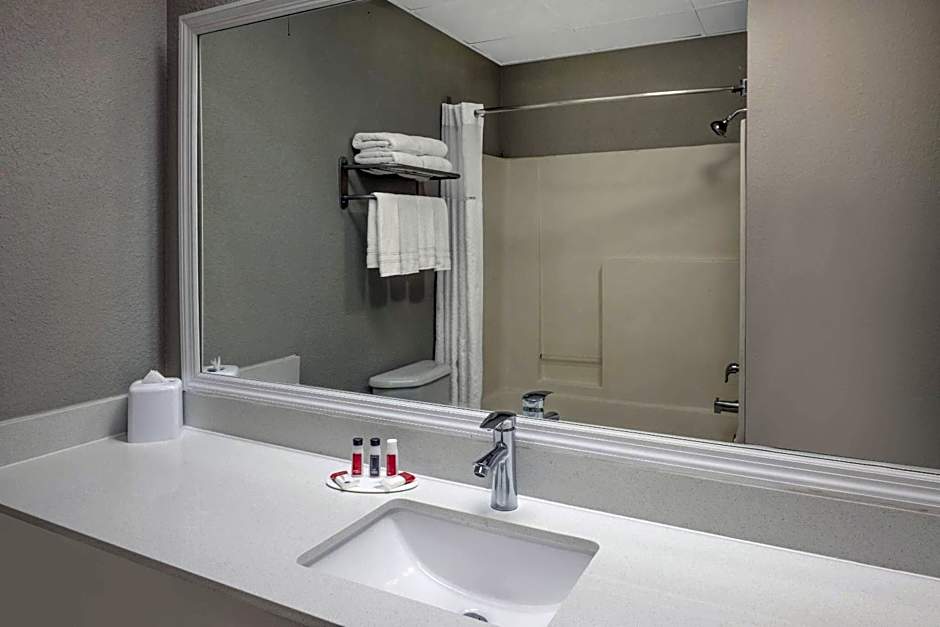 Baymont by Wyndham Pooler/Savannah