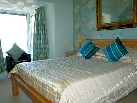 The Anchorage Hotel