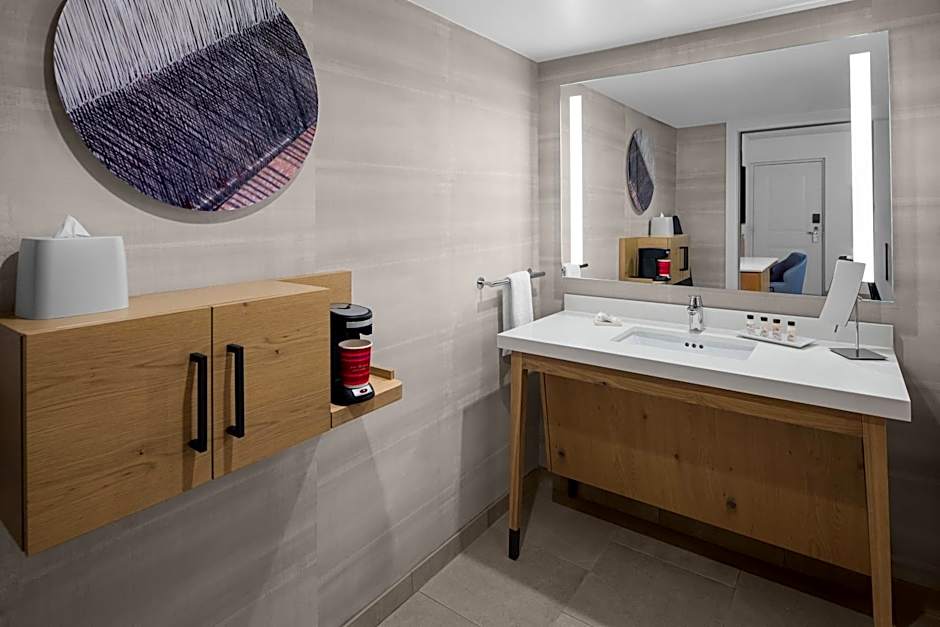 Delta Hotels by Marriott Santa Clara Silicon Valley