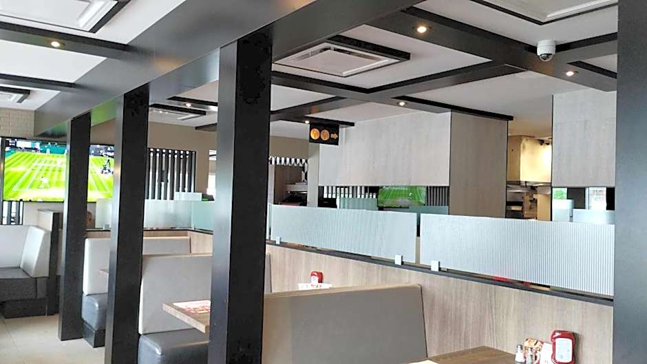 Motel L'Avenue du Pont