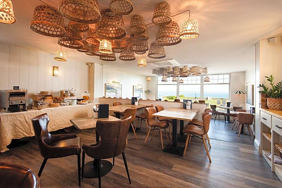 Beach House Hotel