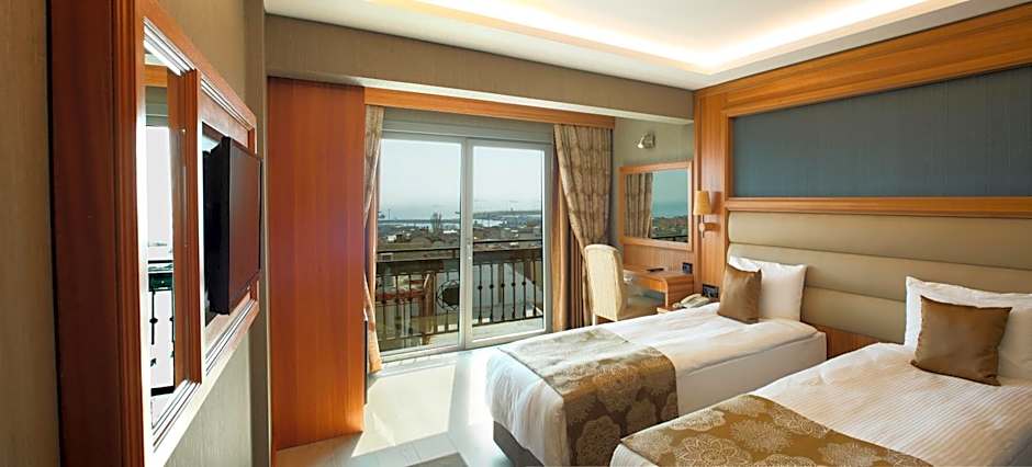 Ilkbal Deluxe Hotel Istanbul