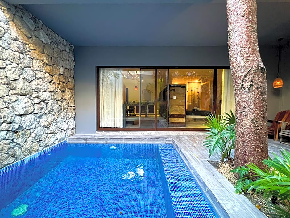 Kuun Taak Tulum