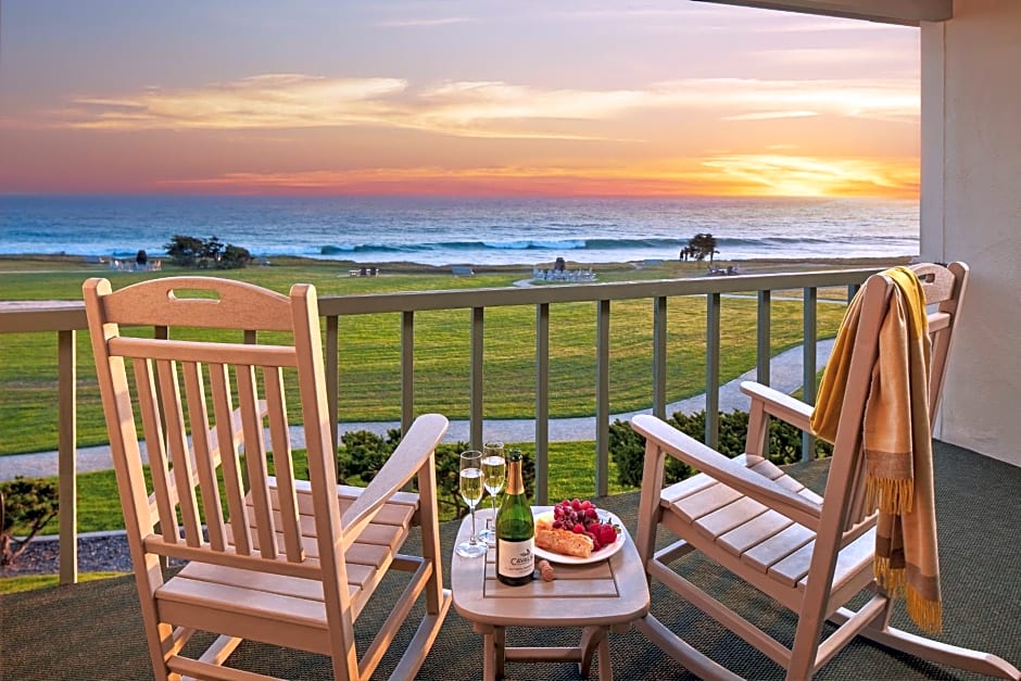 Cavalier Oceanfront Resort