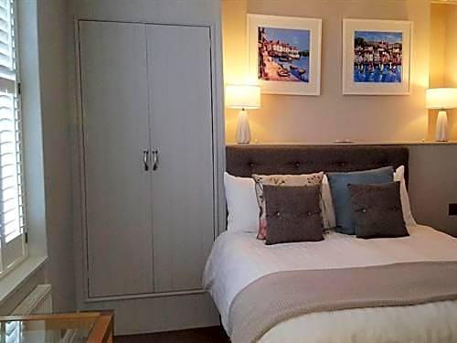 The Steam Packet Inn