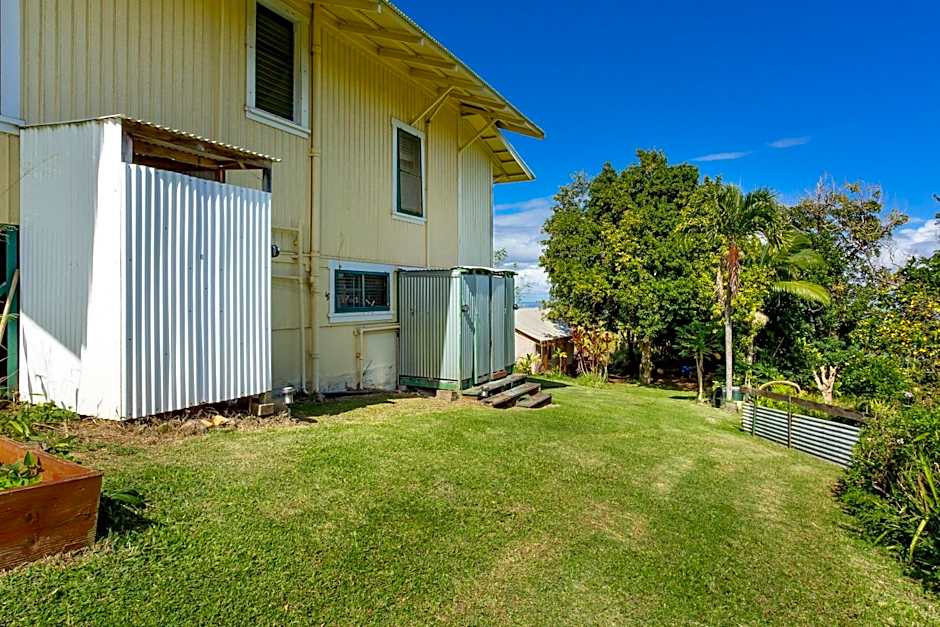 Waipi'o Lodge