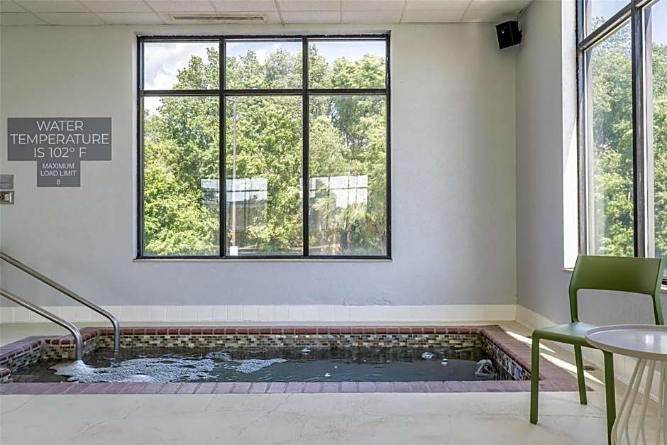 Spark by Hilton La Crosse Onalaska