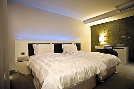 Premier Double or Twin Room