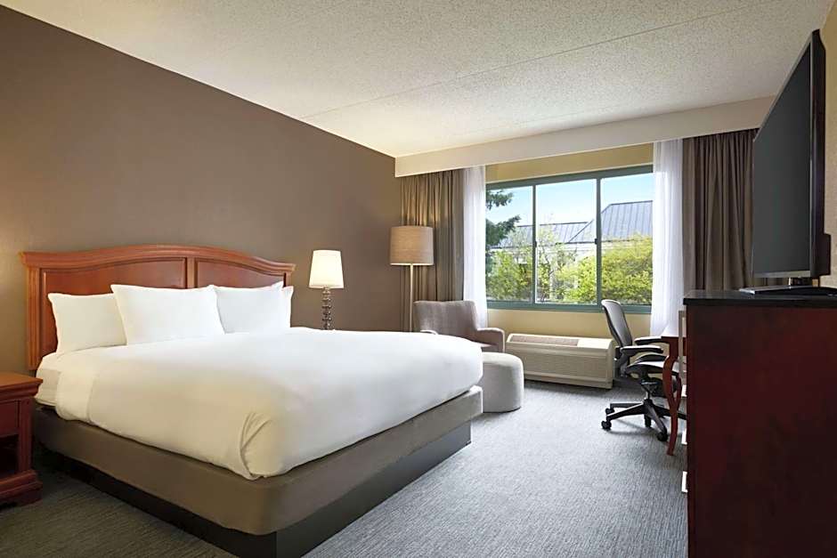 DoubleTree by Hilton Hotel Detroit - Novi
