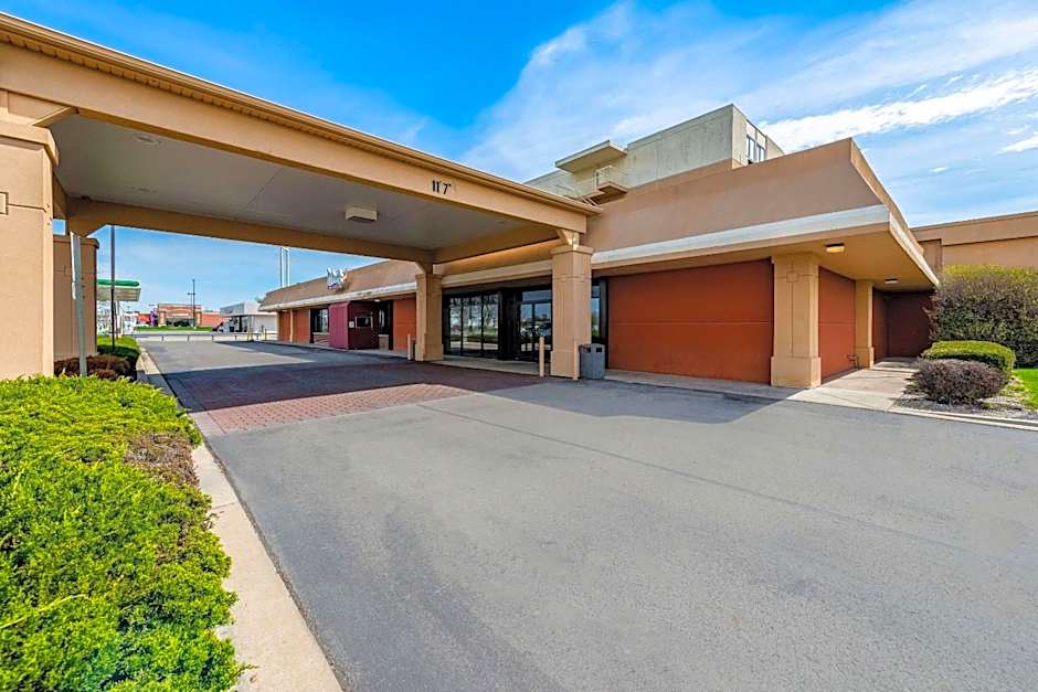 Quality Inn And Suites Bradley