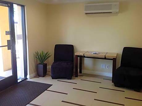 Americas Best Value Inn Riverside
