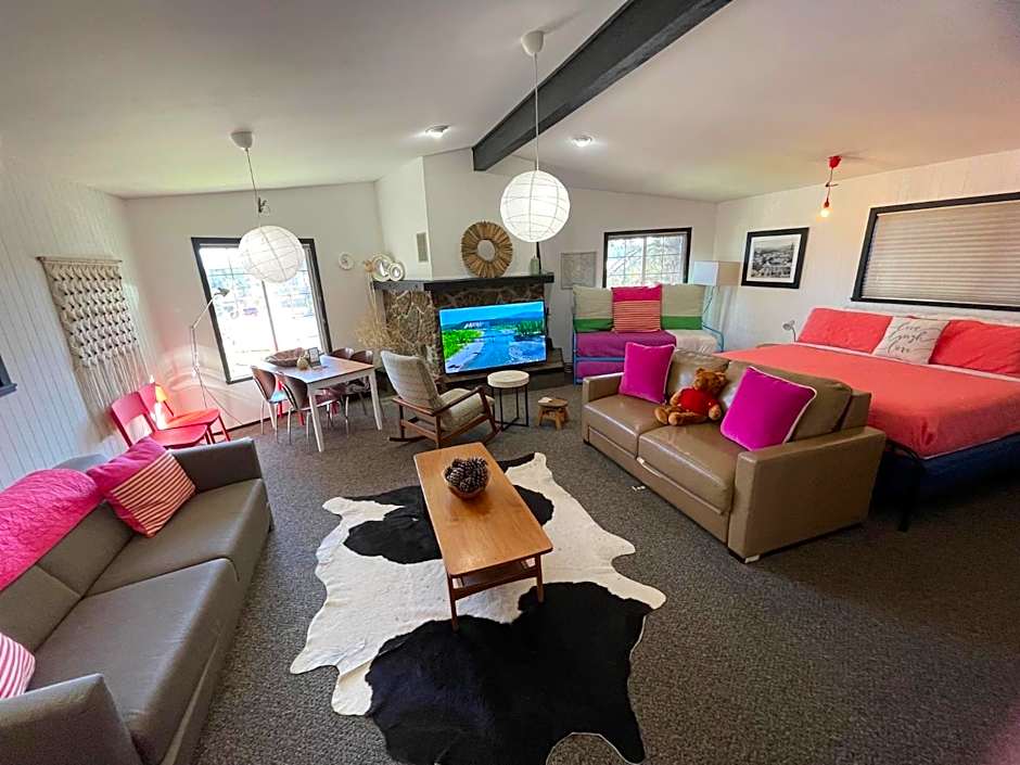Chalet Inn