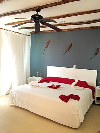Superior King Room with Ocean View