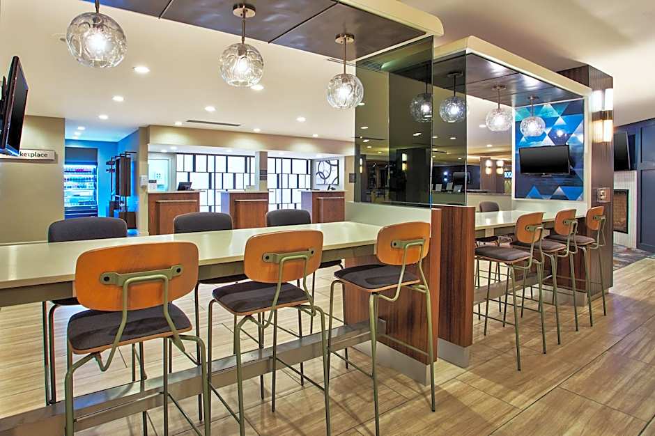 Crowne Plaza Chicago - Northbrook – Northbrook, IL