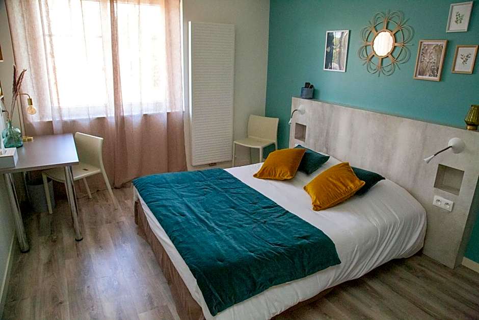 LOGIS - Hôtel Restaurant Du Canard