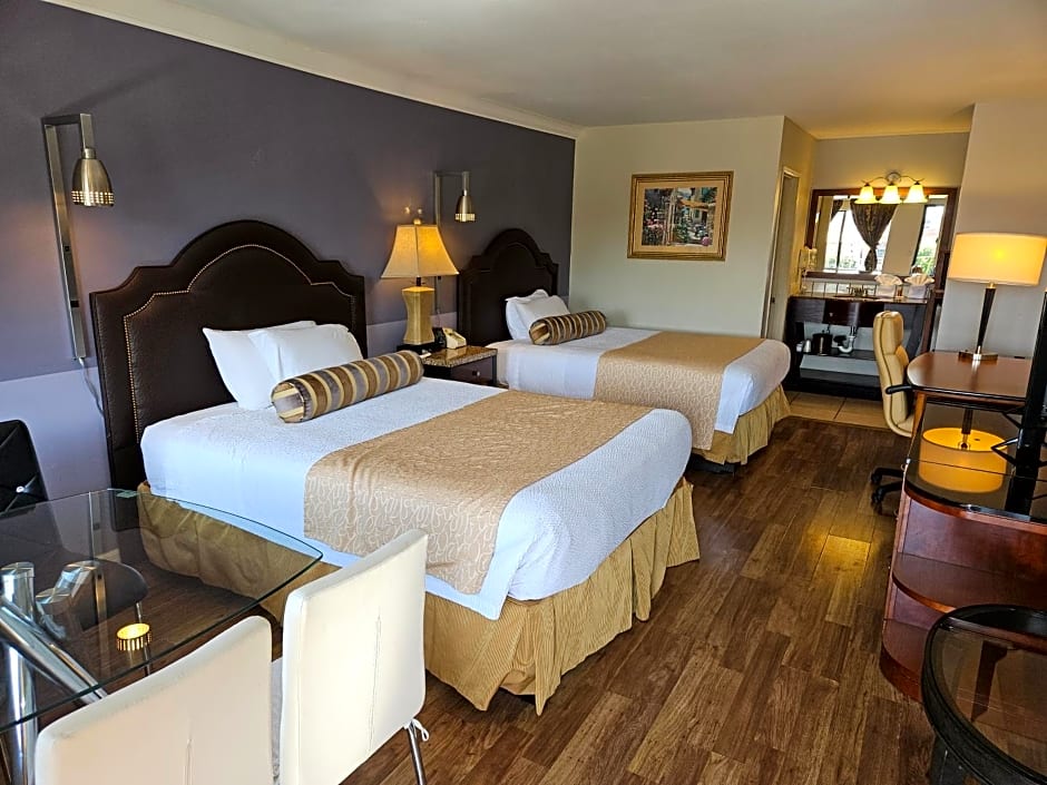 Fullerton Inn