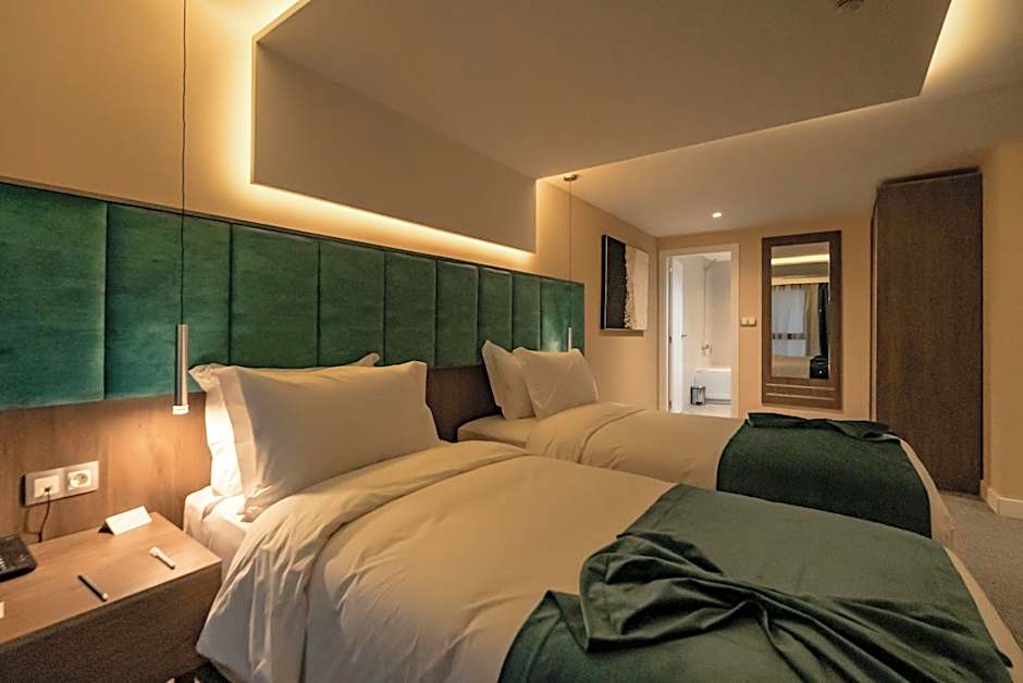 AD Hotel Pont D'Hydra