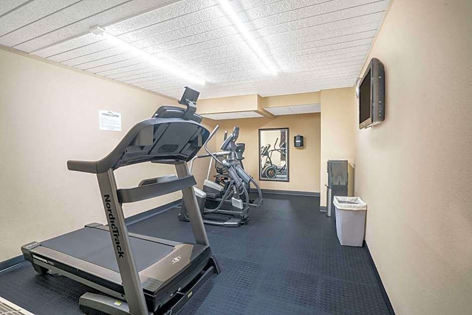 Baymont by Wyndham Knoxville I-75