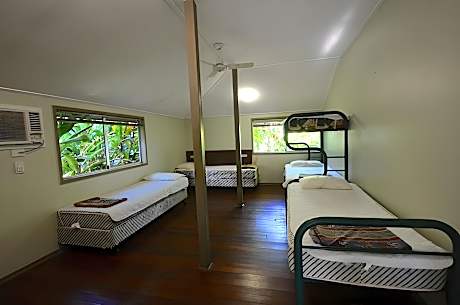 1 Person in 4-Bed Dormitory - Mixed