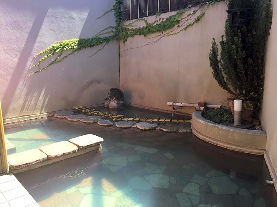 Daymaruya Ryokan