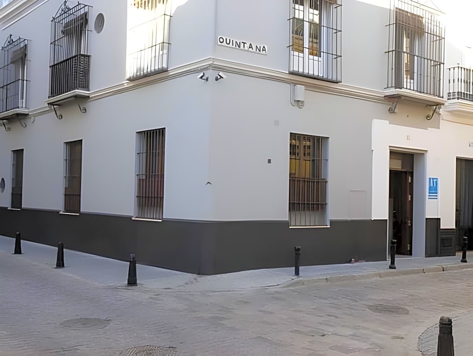 Life Apartments Quintana